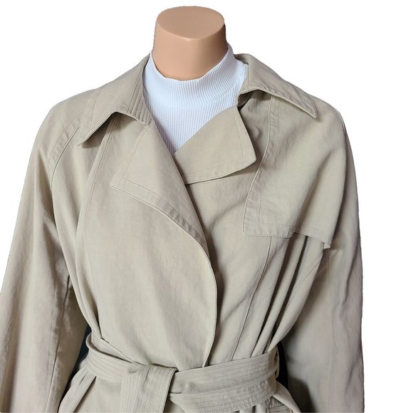 Donna Karan Jackets & Blazers - DONNA KARAN Beige/Tan Short Trench Style Coat (M - L)